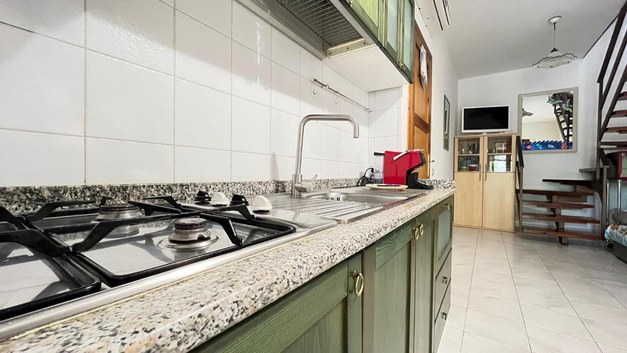 Apartment Casa Ambra - Con Vista, Giardino E Bbq